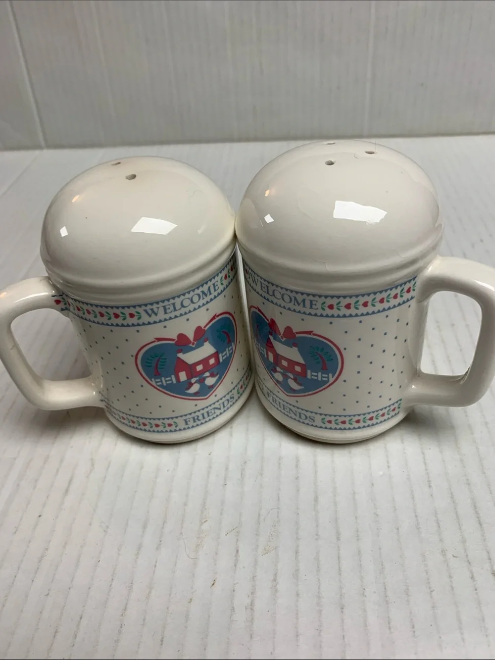 Vintage 90s Goose Farmhouse Salt and Pepper Shakers Grandmacore
